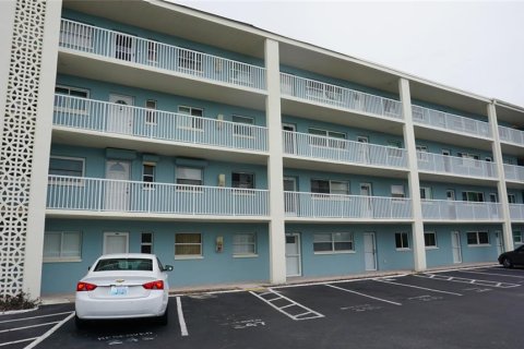 Copropriété à louer à Saint Pete Beach, Floride: 1 chambre, 84.54 m2 № 2406457 - photo 10