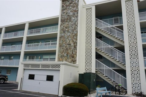 Copropriété à louer à Saint Pete Beach, Floride: 1 chambre, 84.54 m2 № 2406457 - photo 9