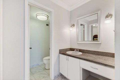 Купить кондоминиум в Хиллсборо-Бич, Флорида 5 комнат, 106.84м2, № 2245502 - фото 29