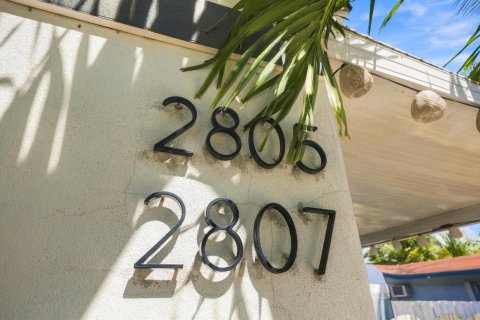 Immobilier commercial à vendre à Miami, Floride: 260.13 m2 № 2417507 - photo 5