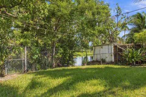 Immobilier commercial à vendre à Miami, Floride: 260.13 m2 № 2417507 - photo 13