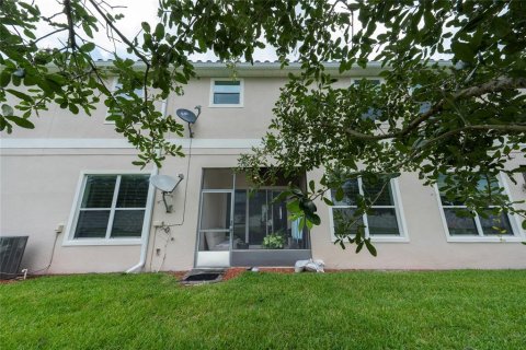 Touwnhouse à vendre à Kissimmee, Floride: 3 chambres, 170.75 m2 № 2210254 - photo 23