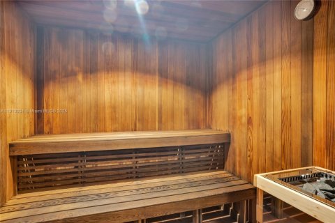 Снять в аренду кондоминиум в Майами, Флорида 1 спальня, 63.64м2, № 1974293 - фото 18