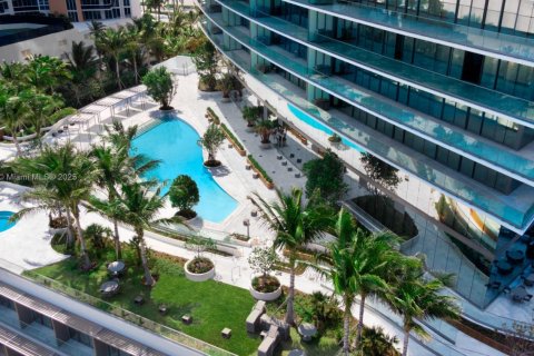 Condo in Sunny Isles Beach, Florida, 2 bedrooms  № 1858573 - photo 4