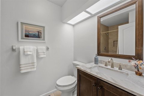 Casa en venta en Clearwater, Florida, 3 dormitorios, 194.54 m2 № 1824441 - foto 6
