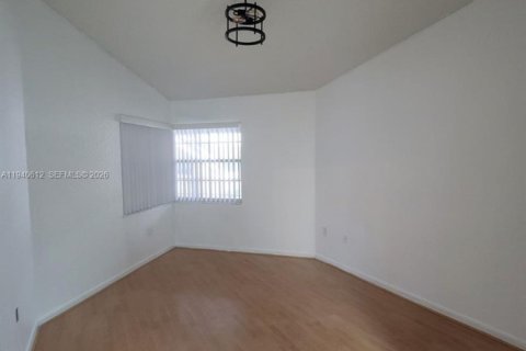 Купить кондоминиум в Окленд-Парк, Флорида 2 спальни, 104.14м2, № 1997736 - фото 10