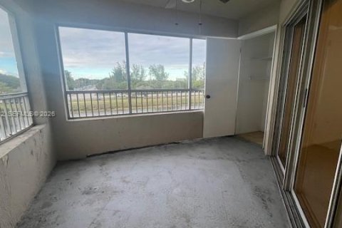 Купить кондоминиум в Окленд-Парк, Флорида 2 спальни, 104.14м2, № 1997736 - фото 6