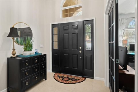 House in Orlando, Florida 4 bedrooms, 190.91 sq.m. № 2228228 - photo 13