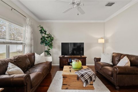 House in Orlando, Florida 4 bedrooms, 190.91 sq.m. № 2228228 - photo 11