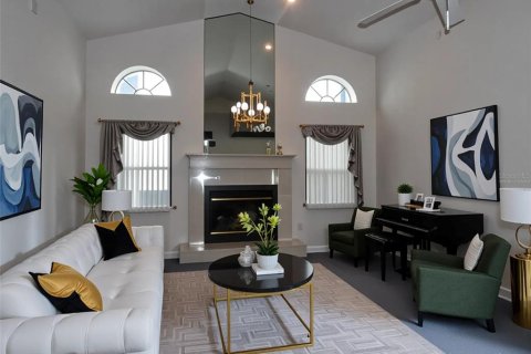 Casa en venta en New Port Richey, Florida, 6 dormitorios, 526.76 m2 № 1888589 - foto 11