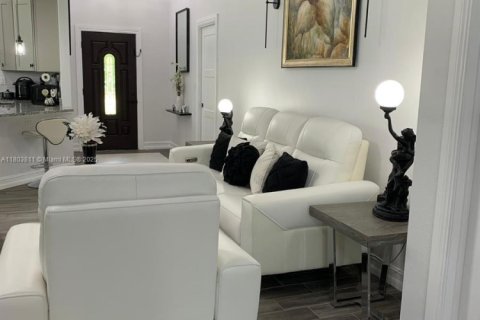 Купить виллу или дом в Окала, Флорида 3 спальни, 198.35м2, № 1959426 - фото 23