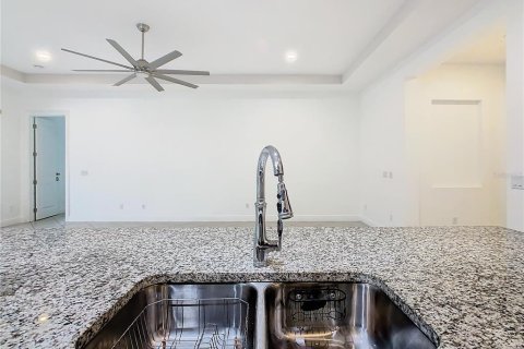 House in Winter Garden, Florida 3 bedrooms, 201.6 sq.m. № 2166777 - photo 16