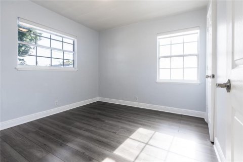 House in Saint Petersburg, Florida 2 bedrooms, 70.23 sq.m. № 1654659 - photo 18