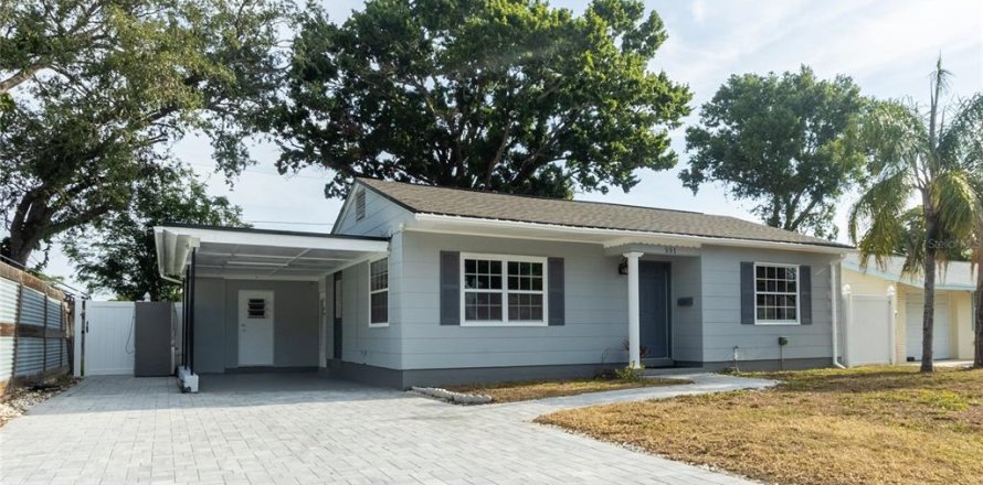 House in Saint Petersburg, Florida 2 bedrooms, 70.23 sq.m. № 1654659