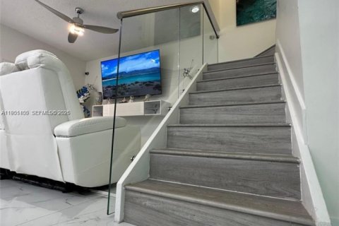 Купить таунхаус в Хомстед, Флорида 4 спальни, 171.5м2, № 2007666 - фото 11