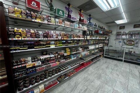 Commercial property in Palmetto Bay, Florida № 1949071 - photo 6