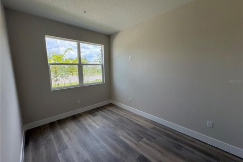 Condo in Orlando, Florida, 2 bedrooms № 2219388 - photo 13