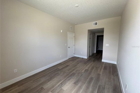 Condo in Orlando, Florida, 2 bedrooms № 2219388 - photo 23