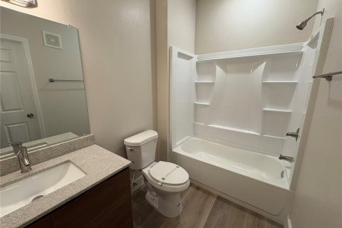 Condo in Orlando, Florida, 2 bedrooms № 2219388 - photo 24