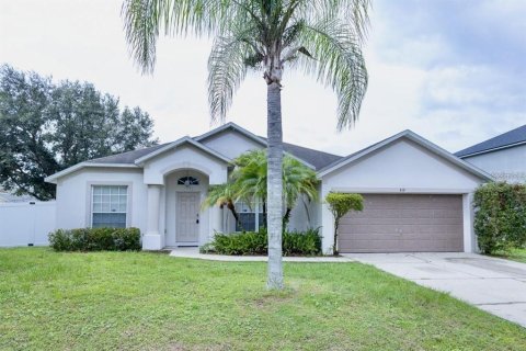 Casa en Kissimmee, Florida 4 dormitorios, 204.01 m2 № 2141608