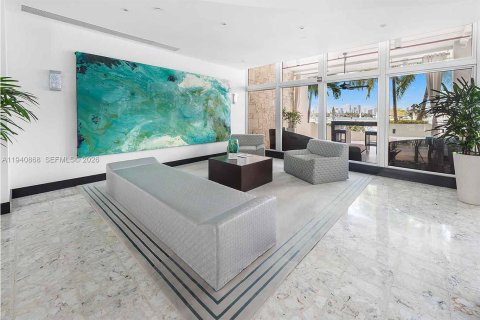 Condominio en venta en Miami Beach, Florida, 1 dormitorio, 77.76 m2 № 1999879 - foto 25