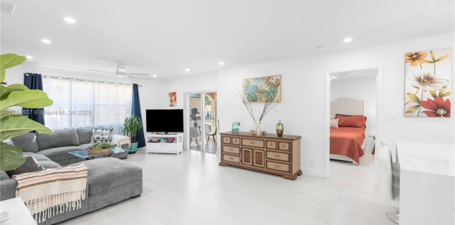 Condo à Coral Springs, Floride, 3 chambres № 1985286