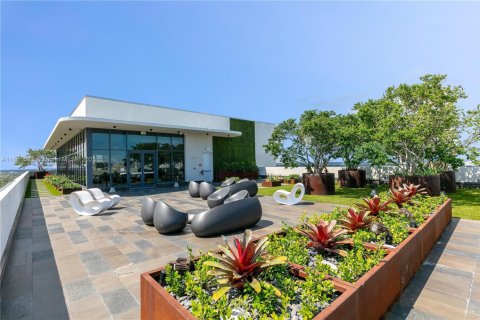 Immobilier commercial à vendre à Aventura, Floride № 1962212 - photo 5