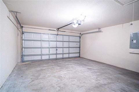 House in Winter Haven, Florida 3 bedrooms, 172.61 sq.m. № 1548679 - photo 28