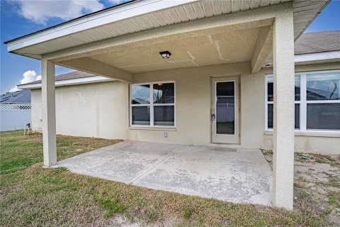 House in Winter Haven, Florida 3 bedrooms, 172.61 sq.m. № 1548679 - photo 30