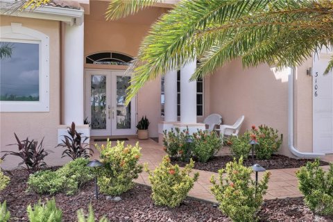 Villa ou maison à vendre à Cape Coral, Floride: 3 chambres, 210.8 m2 № 2430967 - photo 14