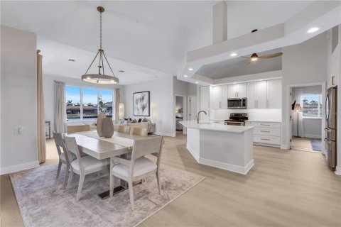 Villa ou maison à vendre à Cape Coral, Floride: 3 chambres, 210.8 m2 № 2430967 - photo 19