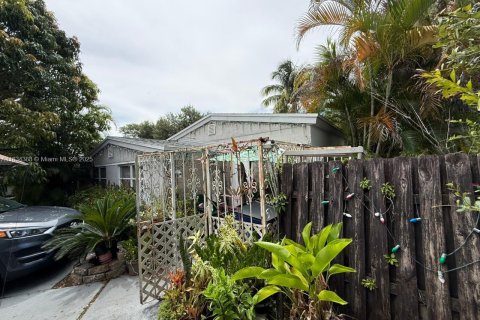 Casa en venta en North Miami Beach, Florida, 2 dormitorios, 120.22 m2 № 1814066 - foto 24
