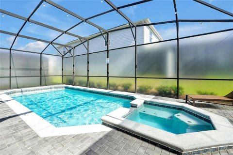 Villa ou maison à vendre à Davenport, Floride: 10 chambres, 408.68 m2 № 2137646 - photo 30