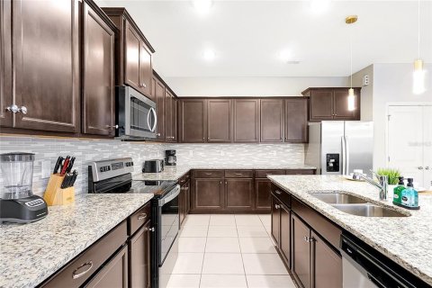 Villa ou maison à vendre à Davenport, Floride: 10 chambres, 408.68 m2 № 2137646 - photo 14