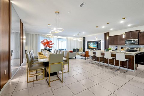 Villa ou maison à vendre à Davenport, Floride: 10 chambres, 408.68 m2 № 2137646 - photo 7