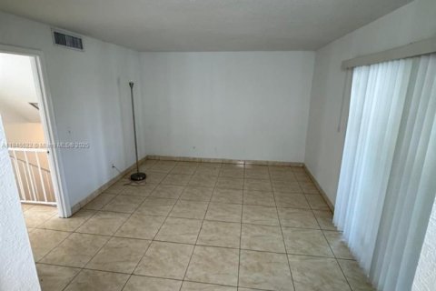 Townhouse in West Palm Beach, Florida 3 bedrooms, 124.86 sq.m. № 1958445 - photo 11