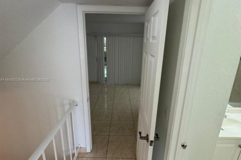 Townhouse in West Palm Beach, Florida 3 bedrooms, 124.86 sq.m. № 1958445 - photo 6