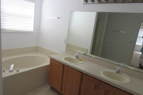 Villa ou maison à louer à Orlando, Floride: 4 chambres, 257.06 m2 № 1886826 - photo 14