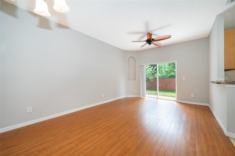 Townhouse in Sanford, Florida 3 bedrooms, 111.76 sq.m. № 1816790 - photo 5