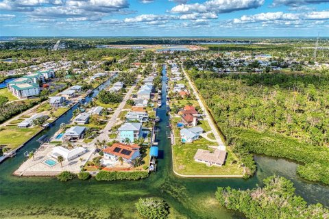 Terreno en venta en Englewood, Florida № 2148868 - foto 15