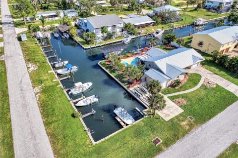 Terreno en venta en Englewood, Florida № 2148868 - foto 12