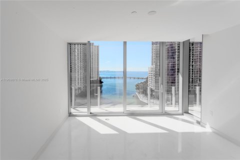 Condo in Miami, Florida, 2 bedrooms  № 2052771 - photo 15