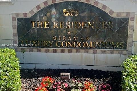 Copropriété à vendre à Miramar, Floride: 2 chambres, 90.77 m2 № 1968430 - photo 19