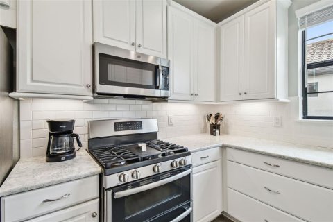 House in Odessa, Florida 2 bedrooms, 156.91 sq.m. № 1542594 - photo 10