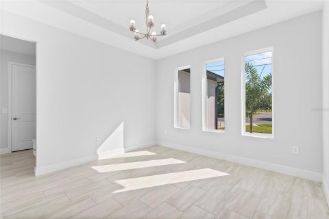 House in Geneva, Florida 4 bedrooms, 207.54 sq.m. № 1740646 - photo 5