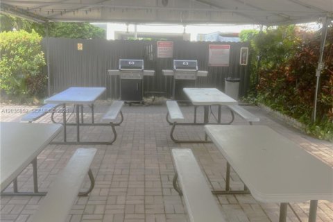 Condominio en alquiler en Sunny Isles Beach, Florida, 2 dormitorios, 91.97 m2 № 2154068 - foto 8