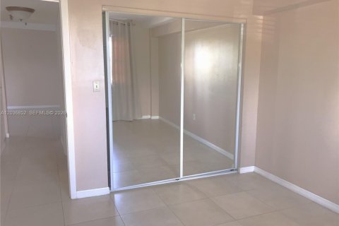 Condominio en alquiler en Sunny Isles Beach, Florida, 2 dormitorios, 91.97 m2 № 2154068 - foto 5