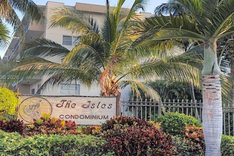 Condominio en Sunny Isles Beach, Florida, 2 dormitorios  № 2154068