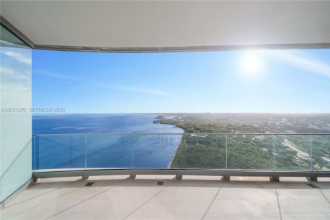 Condo in Miami, Florida, 3 bedrooms  № 2258065 - photo 18