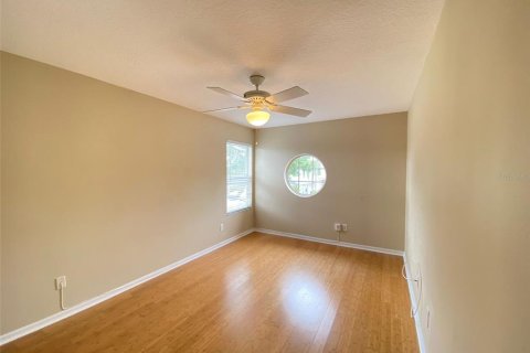 Villa ou maison à louer à Orlando, Floride: 5 chambres, 223.71 m2 № 1839038 - photo 20